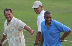 奥巴马夏威夷假期打高尔夫 5个小时未打完18洞