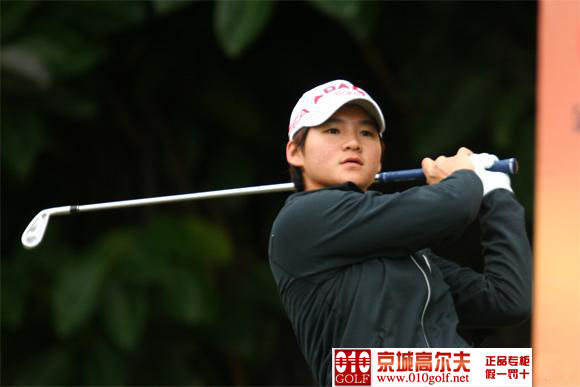 台湾高尔夫女子选手中的漂亮宝贝?