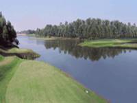 广东狮子湖高尔夫球度假俱乐部