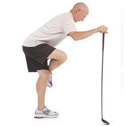 球技-借助球杆和带子 锻炼脊椎和臀大肌柔韧性