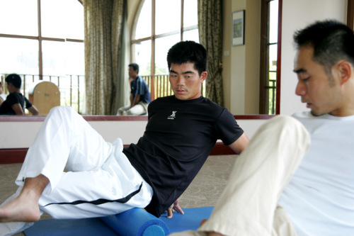高尔夫普拉提训练 增强核心力量的肌肉练习